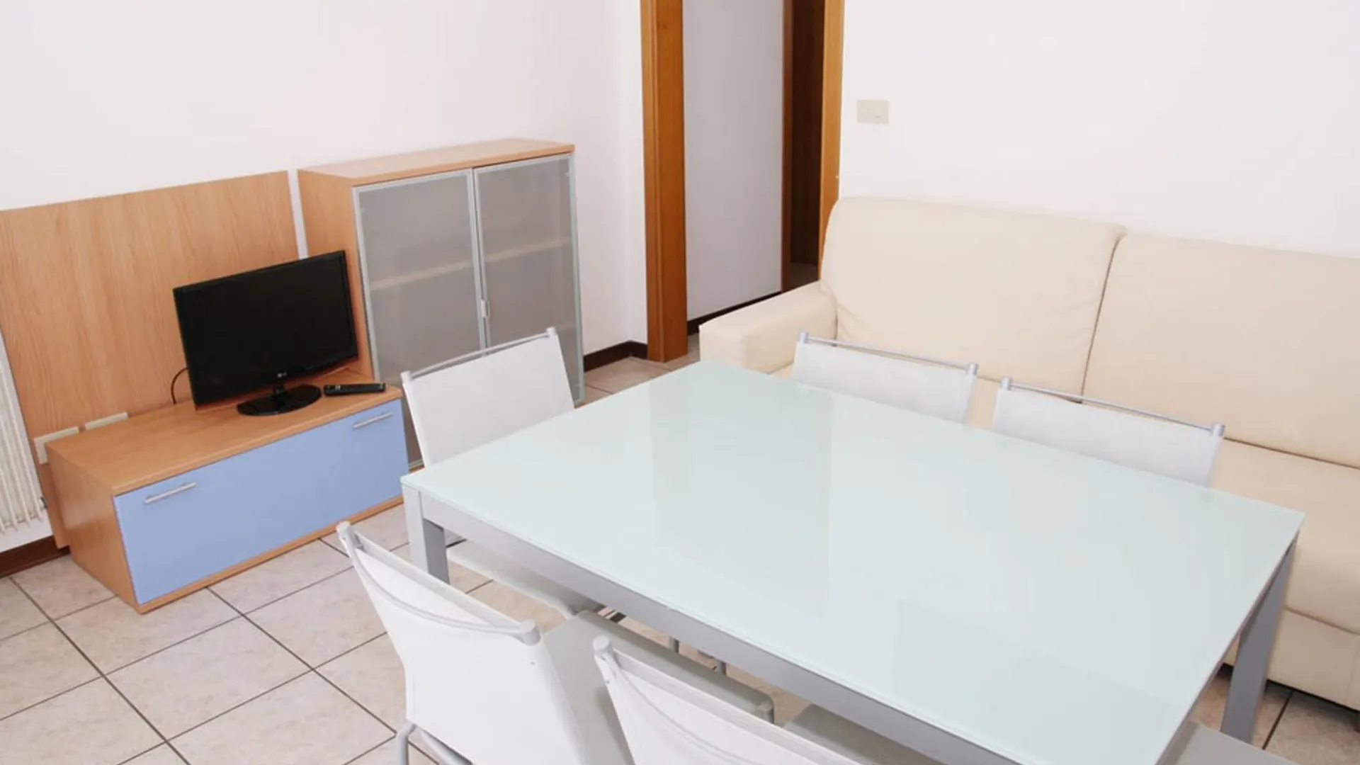 Villa Mazzon Family Apartments Lido di Jesolo 0*,