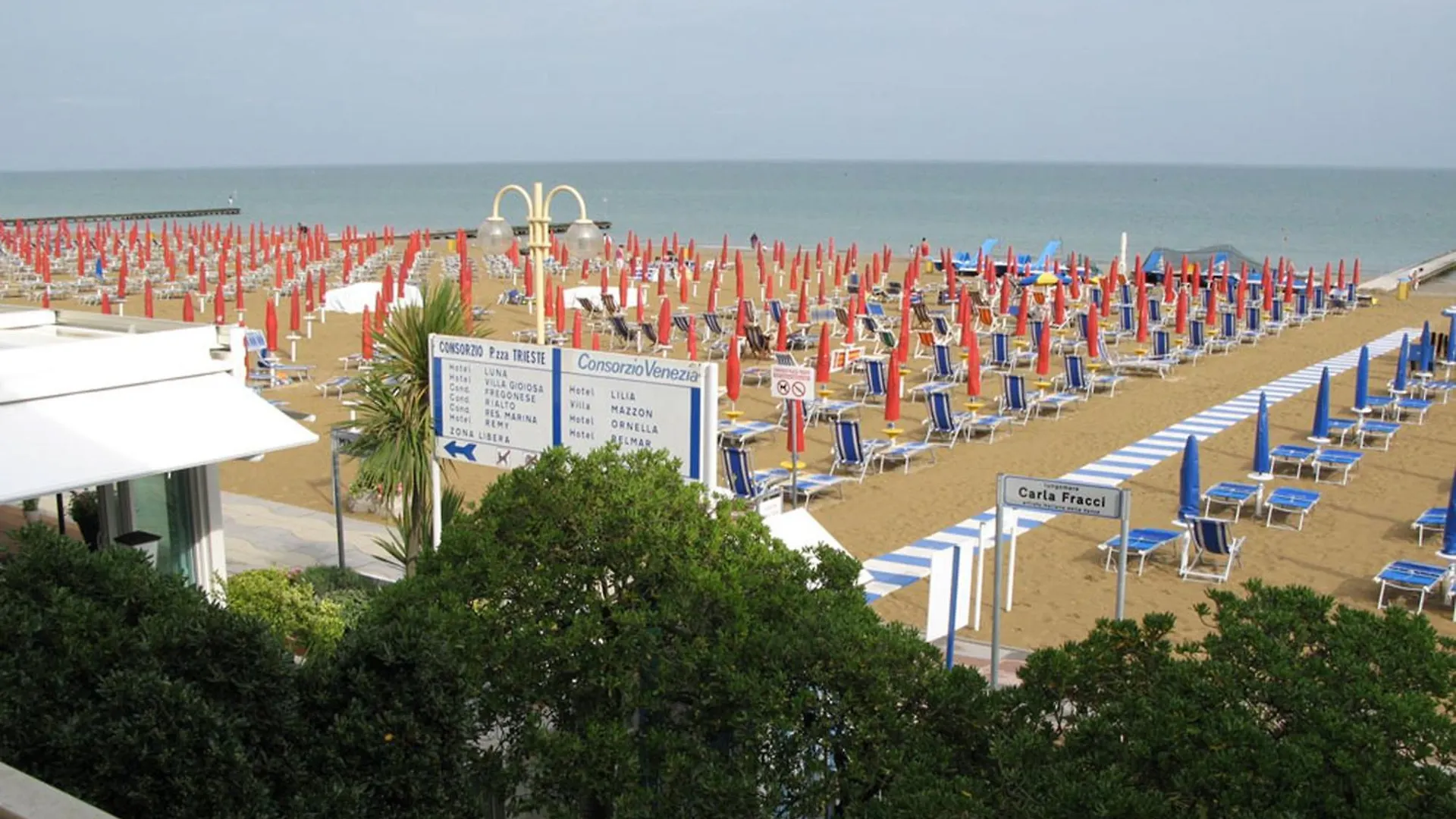 Villa Mazzon Family Apartments Lido di Jesolo 0*,